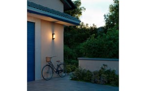 2243152_2 - Mediatech Philips Avendale UE Outdoor Wandleuchte 2700K gradient, schwarz
