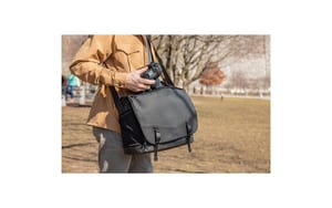2259447_4 - Mediatech Tenba DNA 16 DSLR Messenger Schwarz