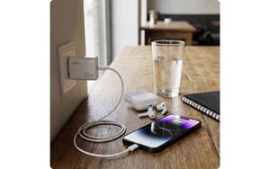 Ansmann USB Ladegerät mit USB-C Ladebuchse und 30W