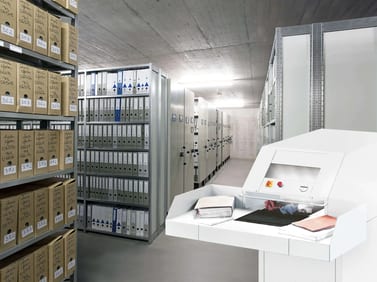 IDEAL Aktenvernichter 4108 CC, im Aktenarchiv