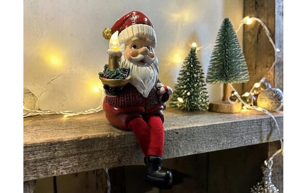 2046220_3 - Mediatech Dameco Led Figur Santa Kantenhocker exkl. 2xAAA Batterien, Timer-Funktion