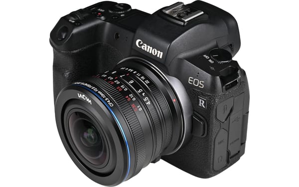 2247443_4 - Mediatech Laowa 4.5-10mm f/2.8 CF Zoom Fisheye Canon RF
