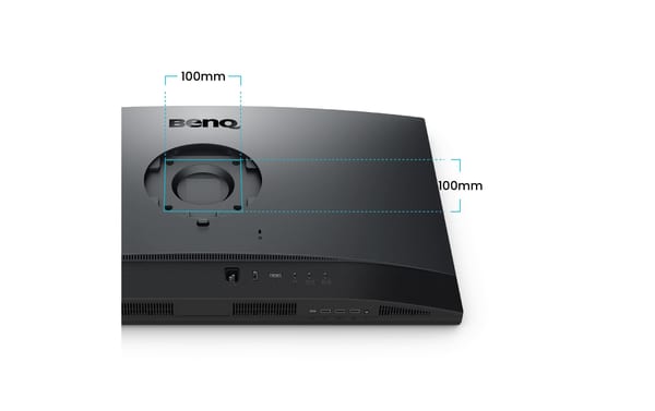 BenQ PV3250U, 32, 3840x2160, IPS TB4 / DP / HDMI, PD 90W, USB 3.2, 450 nits