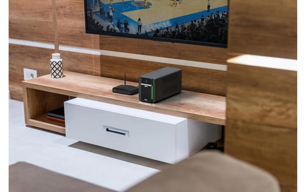 APC USV BXR2200MI Line-Interaktiv, 2200VA / 1200W