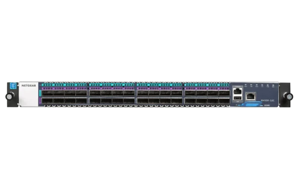 Netgear M4500-32C Managed Switch CMS4532 32x QSFP28 Ports - Mediatech Netgear M4500-32C, Ansicht von vorne