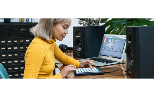 Novation LaunchPad Mini MKIII Mini-Pad Controller mit 64-Tasten Matrix