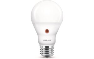 1086894 - Mediatech Philips LED Lampe 7.5W (60W) E27, A19, 806lm, 2700K, matt kaufen Schweiz | Mediatech.ch