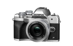 Olympus E-M10 Mark IV 14-42mm silber 14-42mm F3.5-5.6 Pancake