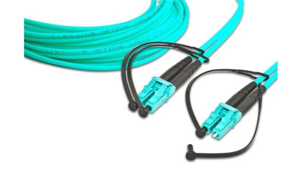 Lightwin LWL Duplex Patchkabel, 10Gbps Multimode 50/125µm, LC-LC, 20.0m OM3