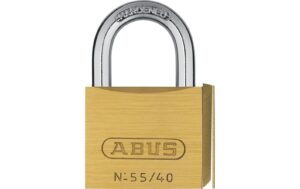 ABUS 55/40 vs. Vorhangschloss Gold