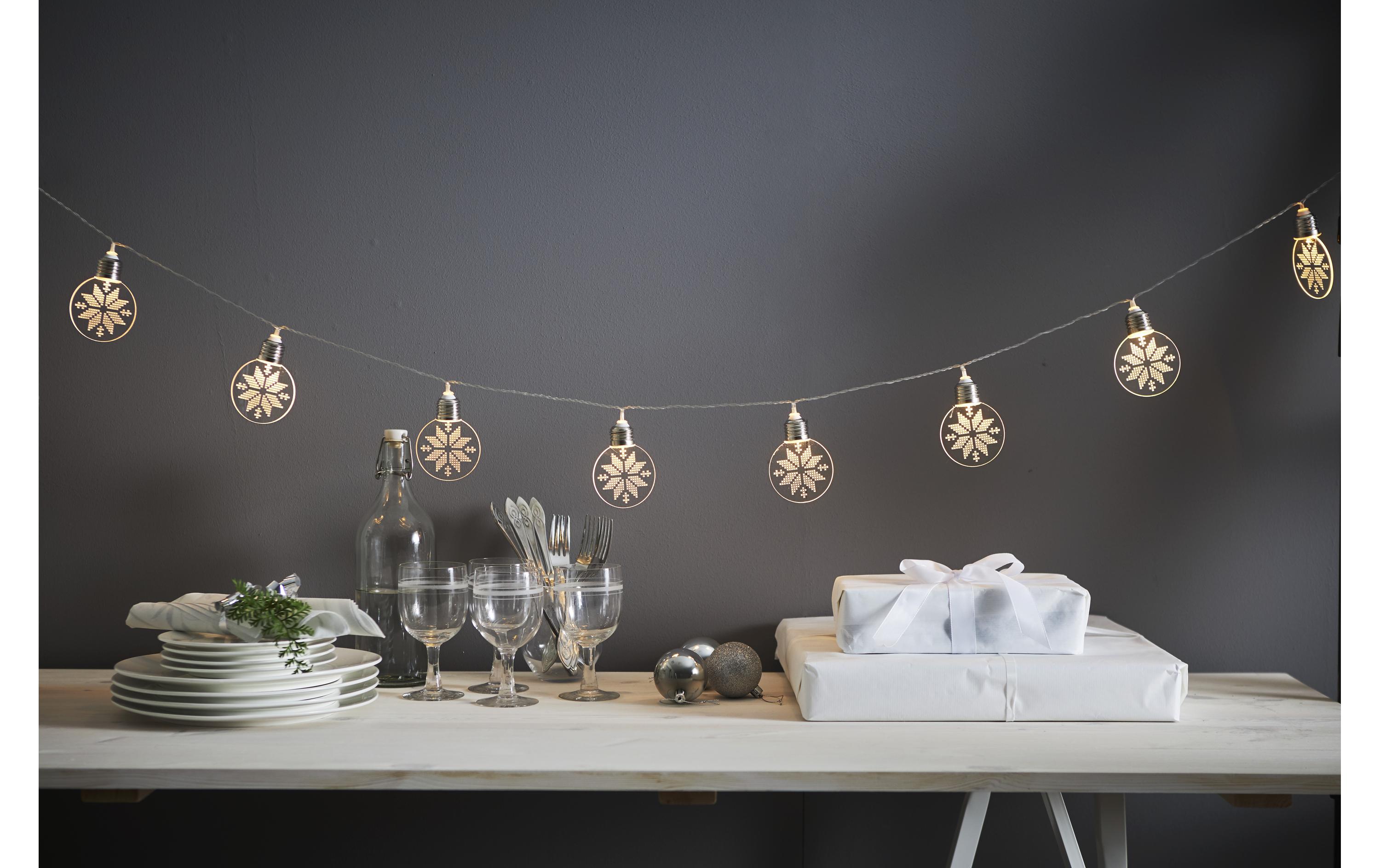 1187341_3 - Mediatech Star Trading Lichterkette Ornament 1.8m 7 cm x 9 cm x 180 cm, 10 LEDs, Indoor