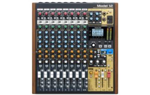 Tascam Model 12 12-Kanal Hybrid Mischpult