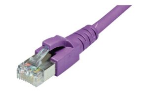 Dätwyler Patchkabel: S/FTP, 1m, violett Cat.6A, AWG26, 10Gbps, 500MHz