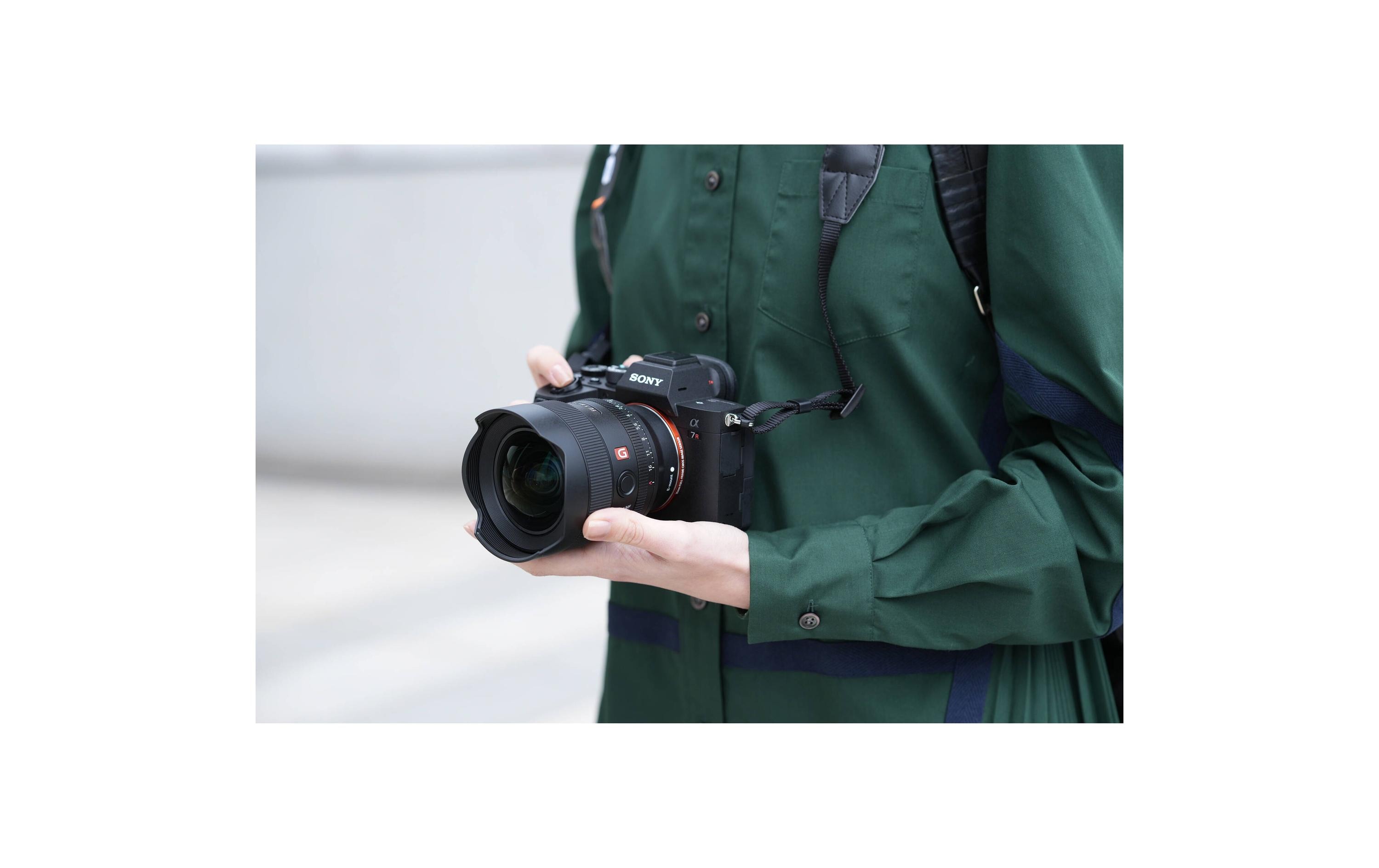 1217392_6 - Mediatech Sony FE 14 mm F1.8 GM G Master E-Mount
