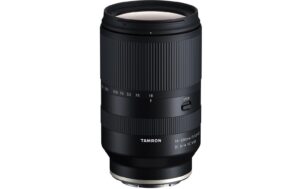 Tamron AF 18-300mm f / 3.5-6.3 Di III-A VC VXD, zu Sony CSC APS-C