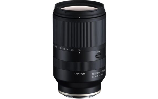 Tamron AF 18-300mm f / 3.5-6.3 Di III-A VC VXD, zu Sony CSC APS-C kaufen Schweiz | Mediatech.ch