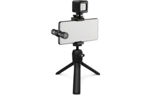 Rode Vlogger Kit USB-C VideoMic ME-C, Tripod2, LED Licht und Kabel