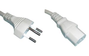 Netzkabel 250V/10A: 3 Meter weiss T12 Netzstecker und C13 Buchse
