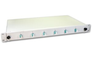 Lightwin 19 1HE Spleissbox, Multimode, OM3 6x DLC MM Kupplung aqua, 12xLC/UPC Pigtails