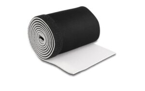 1320787 - Mediatech Delock Kabelschlauch Neopren flexibel Klettverschluss 1.5mx135mm, schwarz/weiss