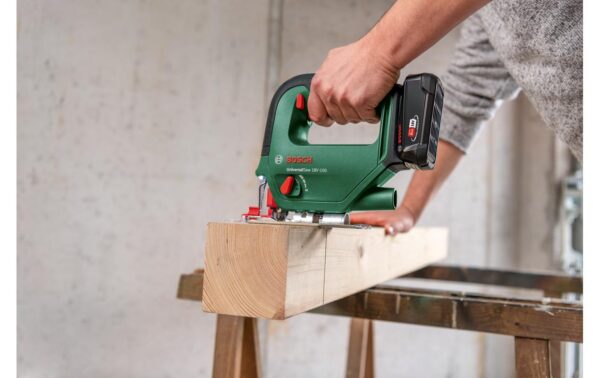 BOSCH Akku-Stichsäge UniversalSaw 18V Akku