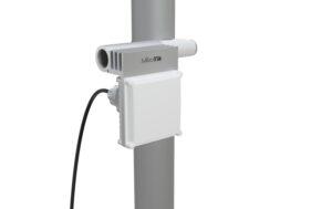 MikroTik CUBEG-5AC60AY-SA: WLAN-AY Bridge 60Ghz, bis 8x PtMP, Basisstation, 600m kaufen Schweiz | Mediatech.ch