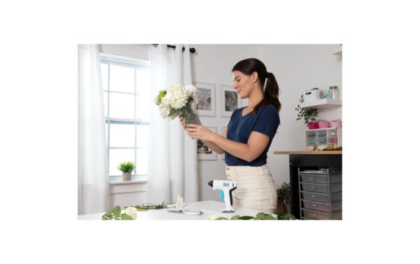 Black+Decker Heissklebepistole inkl. 20 Klebestifte