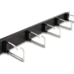 Delock 19 Kabelmanagement Rangierpanel mit 5 Metallbügel 1 HE, schwarz