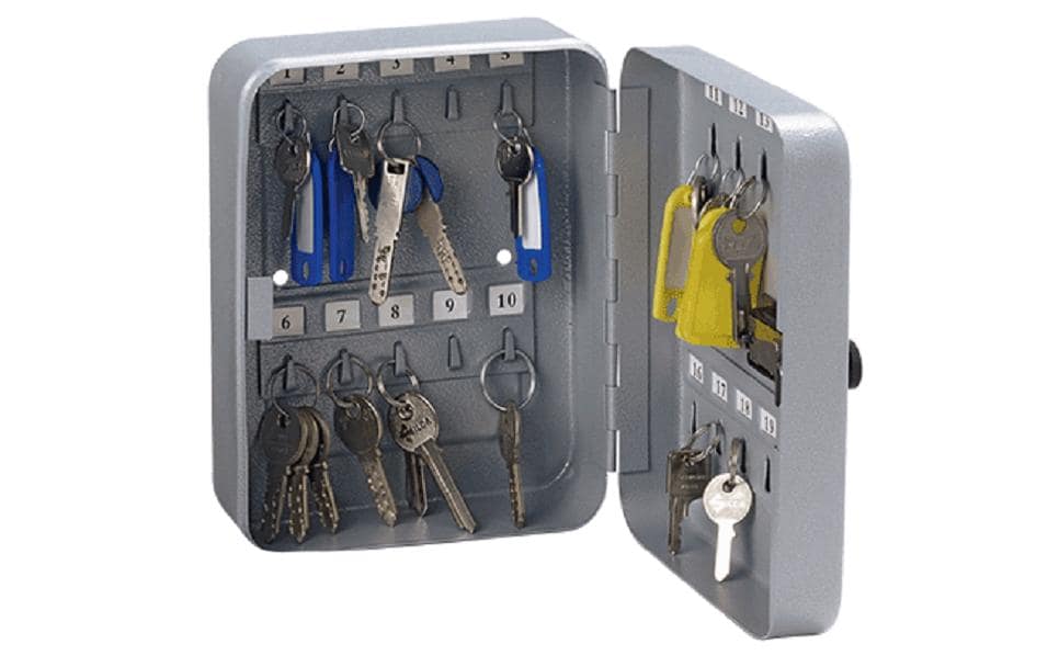 1426502 - Mediatech RIEFFEL Schlüsselkasten VT silber VT-SK20Z 20x16x8cm, 20 Haken kaufen Schweiz | Mediatech.ch