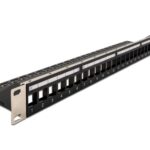 Delock 19 Keystone Patchpanel mit Entlastungsschiene, 24 Port, schwarz