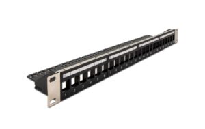 Delock 19 Keystone Patchpanel mit Entlastungsschiene, 24 Port, schwarz