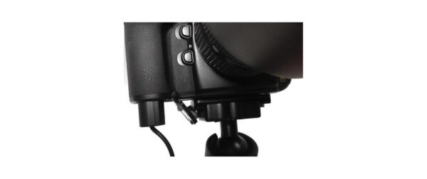1450673_1 - Mediatech Relay Camera Coupler CRCE8, LP-E8 Wireless Tethering System