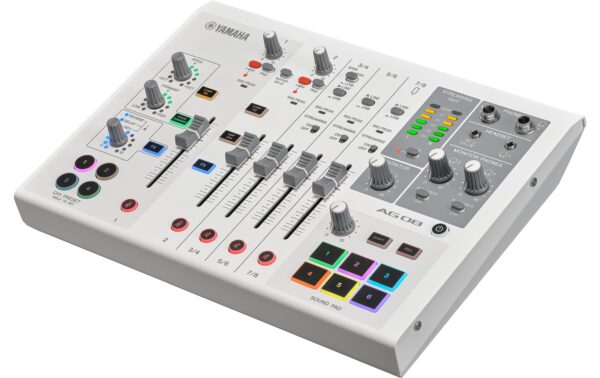 1543063 - Mediatech Yamaha AG08 WH 8-Kanal All-in-One Streaming Mixer, weiss kaufen Schweiz | Mediatech.ch