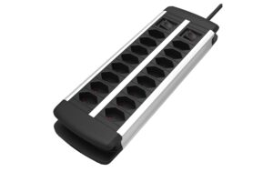 1548546 - Mediatech Schönenberger ALU Steckdosenleiste 16x T13,, 3m Kabel, 2x Schalter