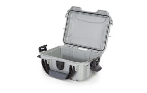 Nanuk Kunststoffkoffer 903, leer, silber Innenmasse (mm): 188x124x79 kaufen | Mediatech.ch