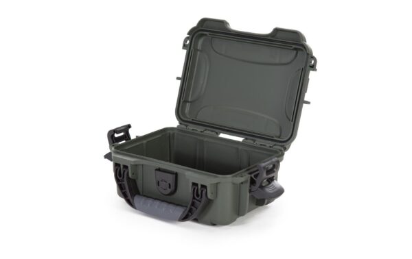 1555942 - Mediatech Nanuk Kunststoffkoffer 903, leer, oliv Innenmasse (mm): 188x124x79 kaufen | Mediatech.ch