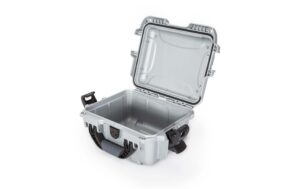 Nanuk Kunststoffkoffer 905, leer, silber Innenmasse (mm): 239x188x140 kaufen | Mediatech.ch