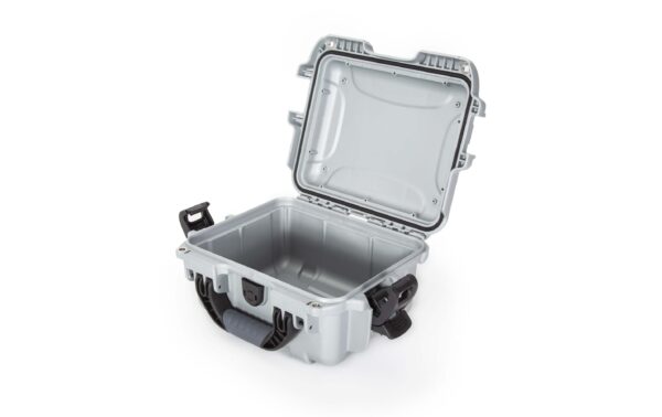 Nanuk Kunststoffkoffer 905, leer, silber Innenmasse (mm): 239x188x140 kaufen | Mediatech.ch