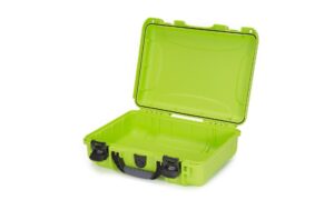 1555989 - Mediatech Nanuk Kunststoffkoffer 910, leer, limette Innenmasse (mm): 336x234x104 kaufen | Mediatech.ch