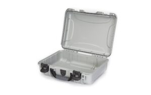 1555992 - Mediatech Nanuk Kunststoffkoffer 910, leer, silber Innenmasse (mm): 336x234x104 kaufen | Mediatech.ch