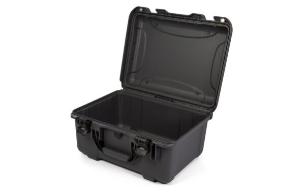 1556043 - Mediatech Nanuk Kunststoffkoffer 933, leer, graphit Innenmasse (mm): 457x330x241 kaufen | Mediatech.ch