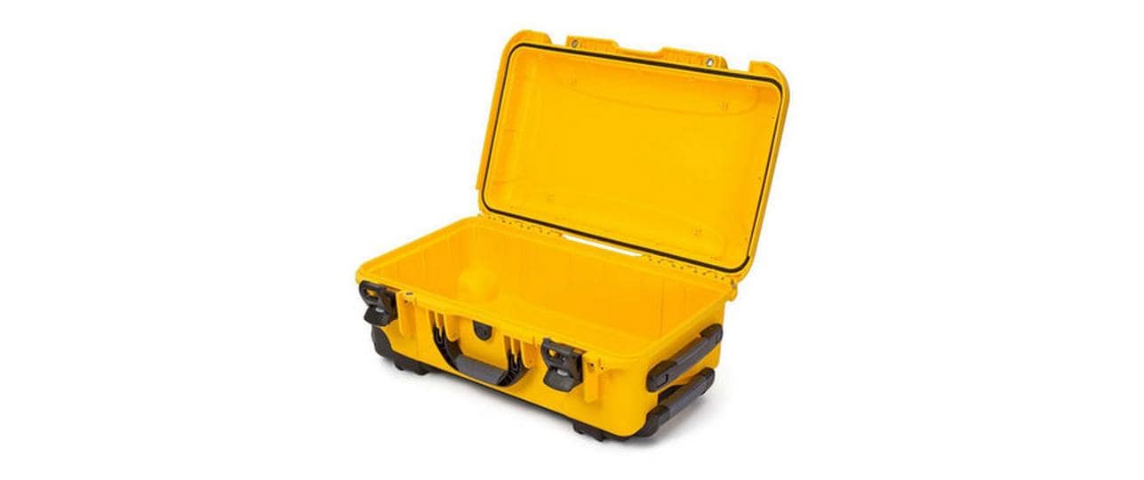 1556046 - Mediatech Nanuk Kunststoffkoffer 935, leer, gelb Innenmasse (mm): 521x287x191 kaufen | Mediatech.ch