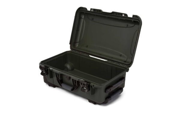 1556048 - Mediatech Nanuk Kunststoffkoffer 935, leer, oliv Innenmasse (mm): 521x287x191 kaufen | Mediatech.ch