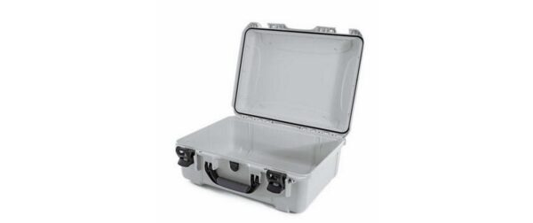 1556059 - Mediatech Nanuk Kunststoffkoffer 940, leer, silber Innenmasse (mm): 508x356x203 kaufen | Mediatech.ch