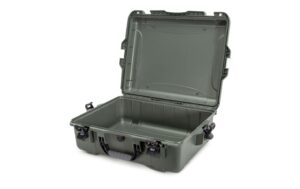 1556066 - Mediatech Nanuk Kunststoffkoffer 945, leer, oliv Innenmasse (mm): 559x432x208 kaufen | Mediatech.ch