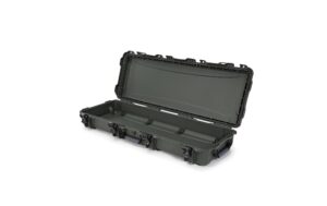 Nanuk Kunststoffkoffer 990, leer, oliv Innenmasse (mm): 1118x368x152 kaufen | Mediatech.ch