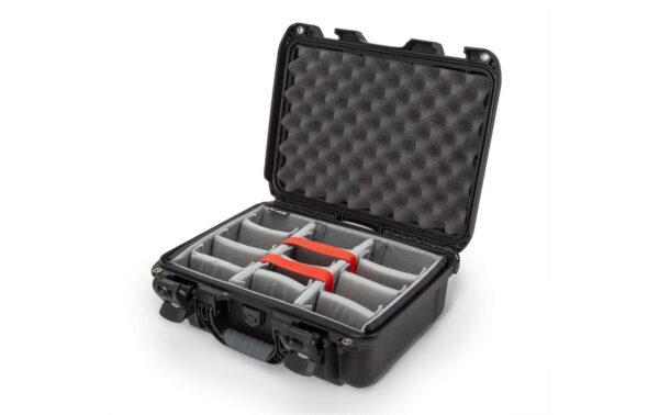 1556103 - Mediatech Nanuk Kunststoffkoffer 920, mit TW, schwarz Innenmasse (mm): 381x267x157 kaufen | Mediatech.ch