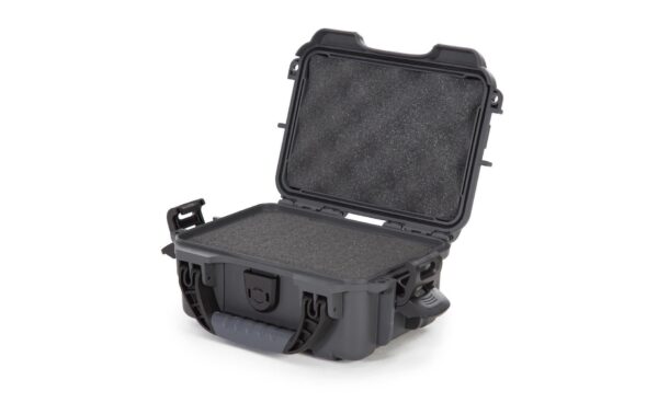 1556132 - Mediatech Nanuk Kunststoffkoffer 903, mit Schaum, graphit Innenmasse (mm): 188x124x79 kaufen | Mediatech.ch