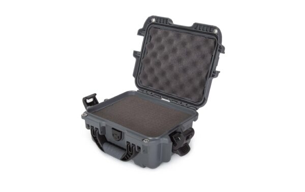 1556150 - Mediatech Nanuk Kunststoffkoffer 905, mit Schaum, graphit Innenmasse (mm): 239x188x140 kaufen | Mediatech.ch