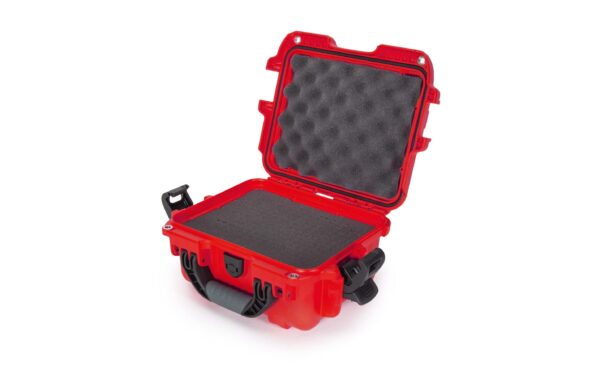 1556152 - Mediatech Nanuk Kunststoffkoffer 905, mit Schaum, rot Innenmasse (mm): 239x188x140 kaufen | Mediatech.ch